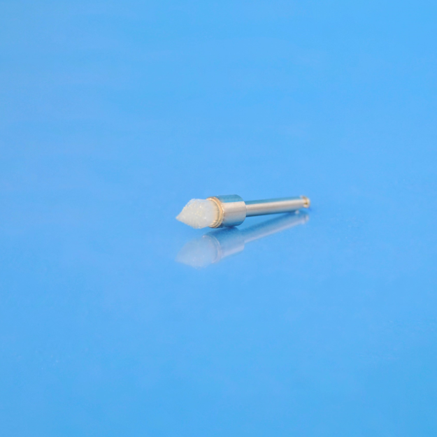 R404 - Szczoteczka płomyk nylonowa 50 szt. do kątnicy