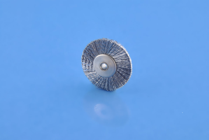A022 - Szczotka polerska drut stalowy 0,10 mm 21 mm ADAMMeD